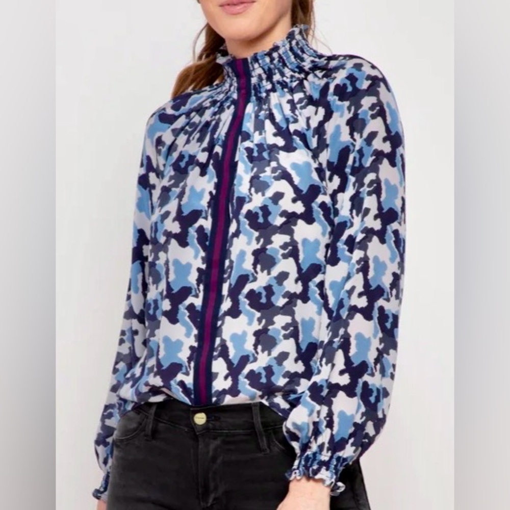 RUNGOLEE Brooklyn long sleeve blouse in  blue petit camo (Size XL) $235